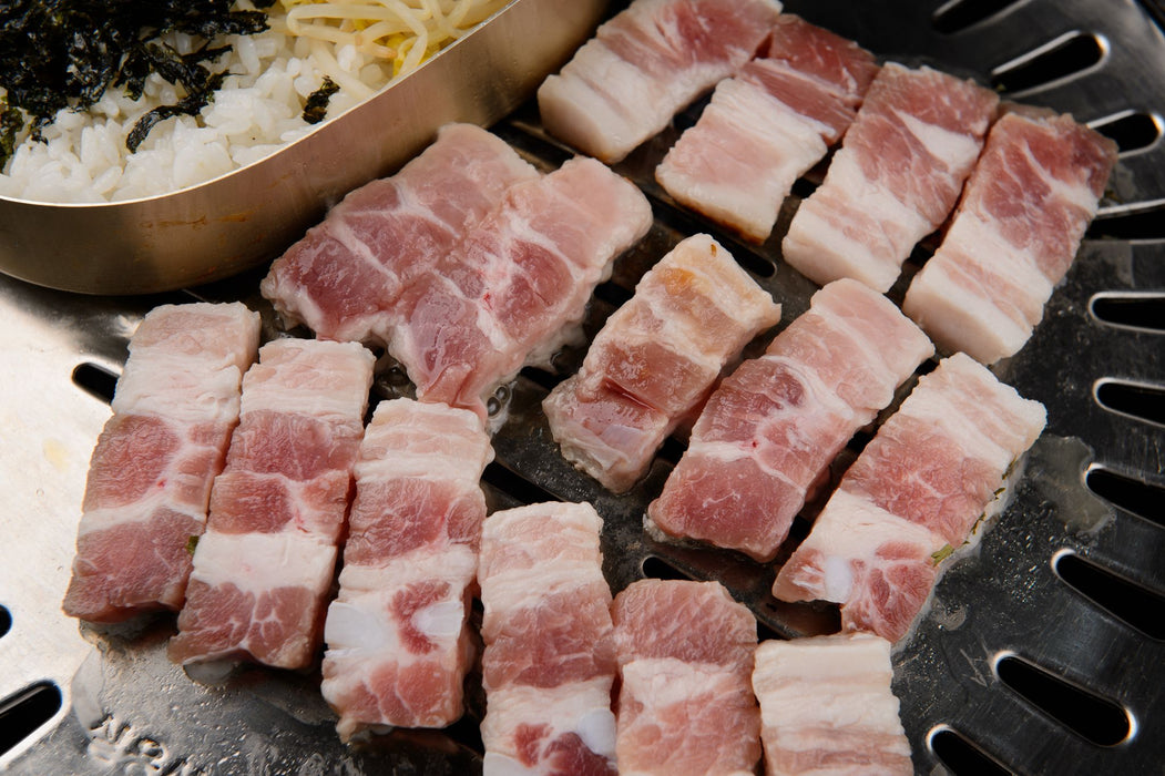 Master Grocer Samgyeopsal Pork Belly Strip Korean BBQ Style 350g – Chilled